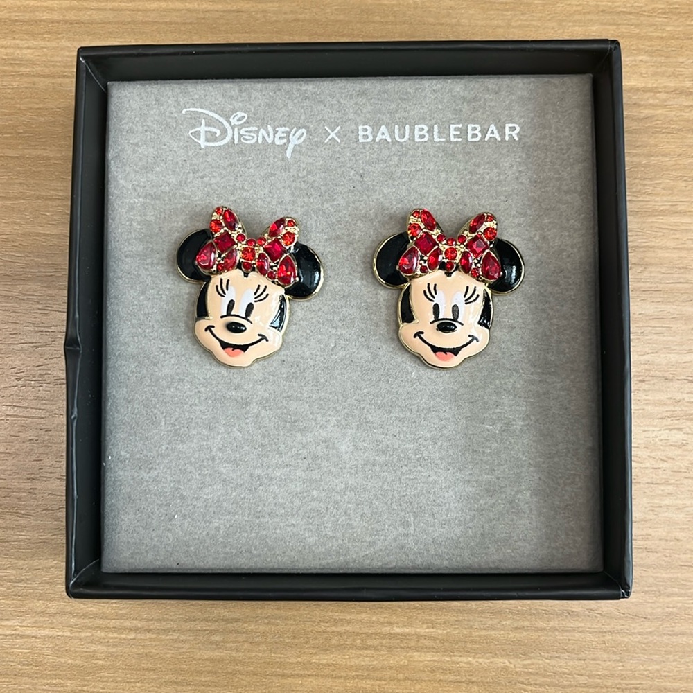 🆕 Disney x BaubleBar Minnie Earrings